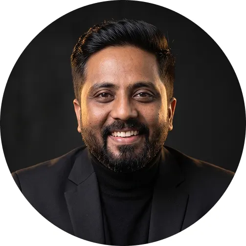 Mr. Harshil Shah - Founder & Creative Director, Smart Traders